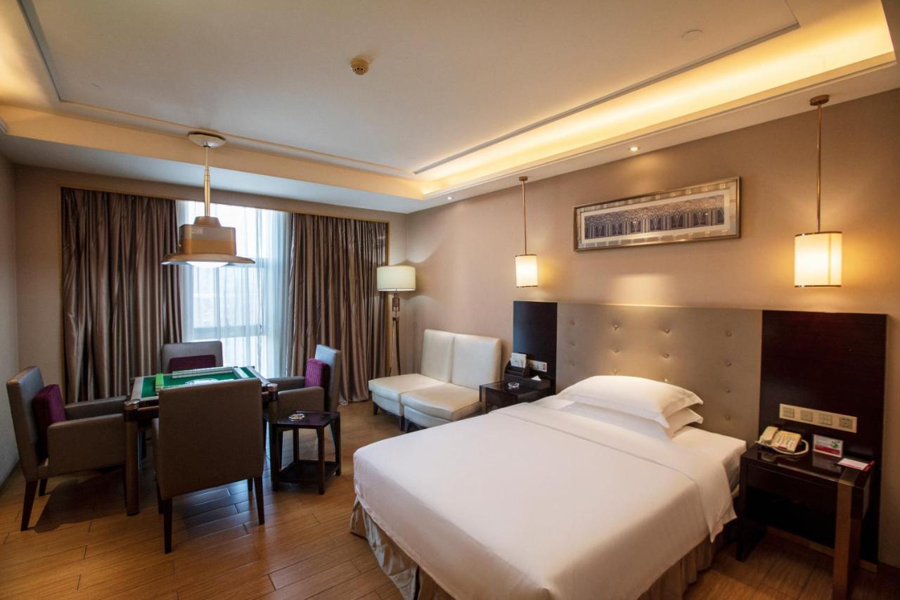 Ramada Yiyang Taojiang Hotel Ngoại thất bức ảnh