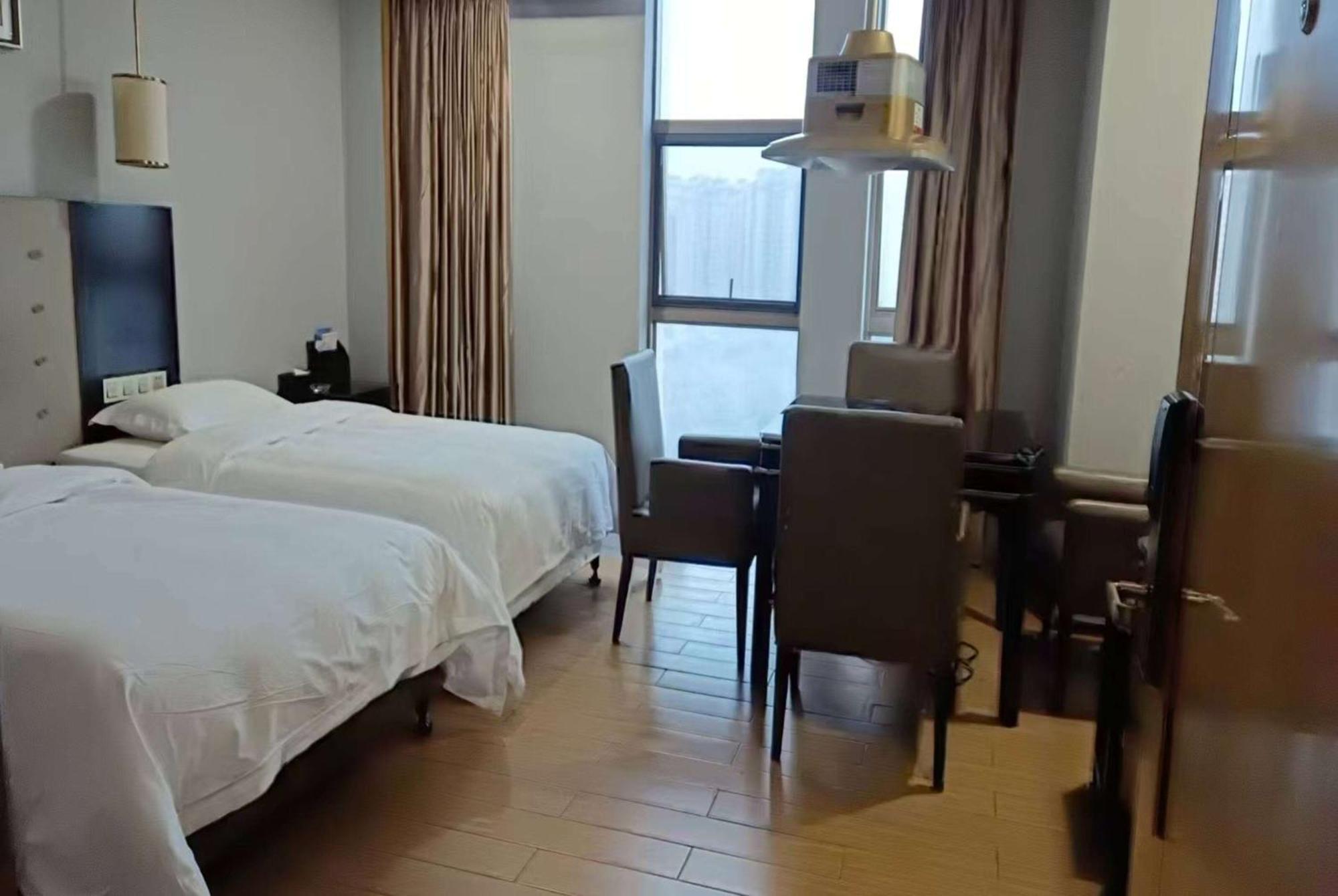Ramada Yiyang Taojiang Hotel Ngoại thất bức ảnh