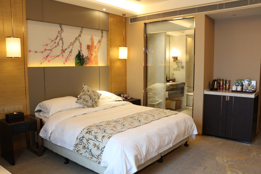 Ramada Yiyang Taojiang Hotel Ngoại thất bức ảnh