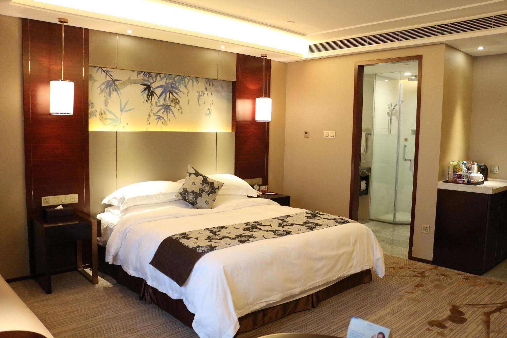 Ramada Yiyang Taojiang Hotel Ngoại thất bức ảnh
